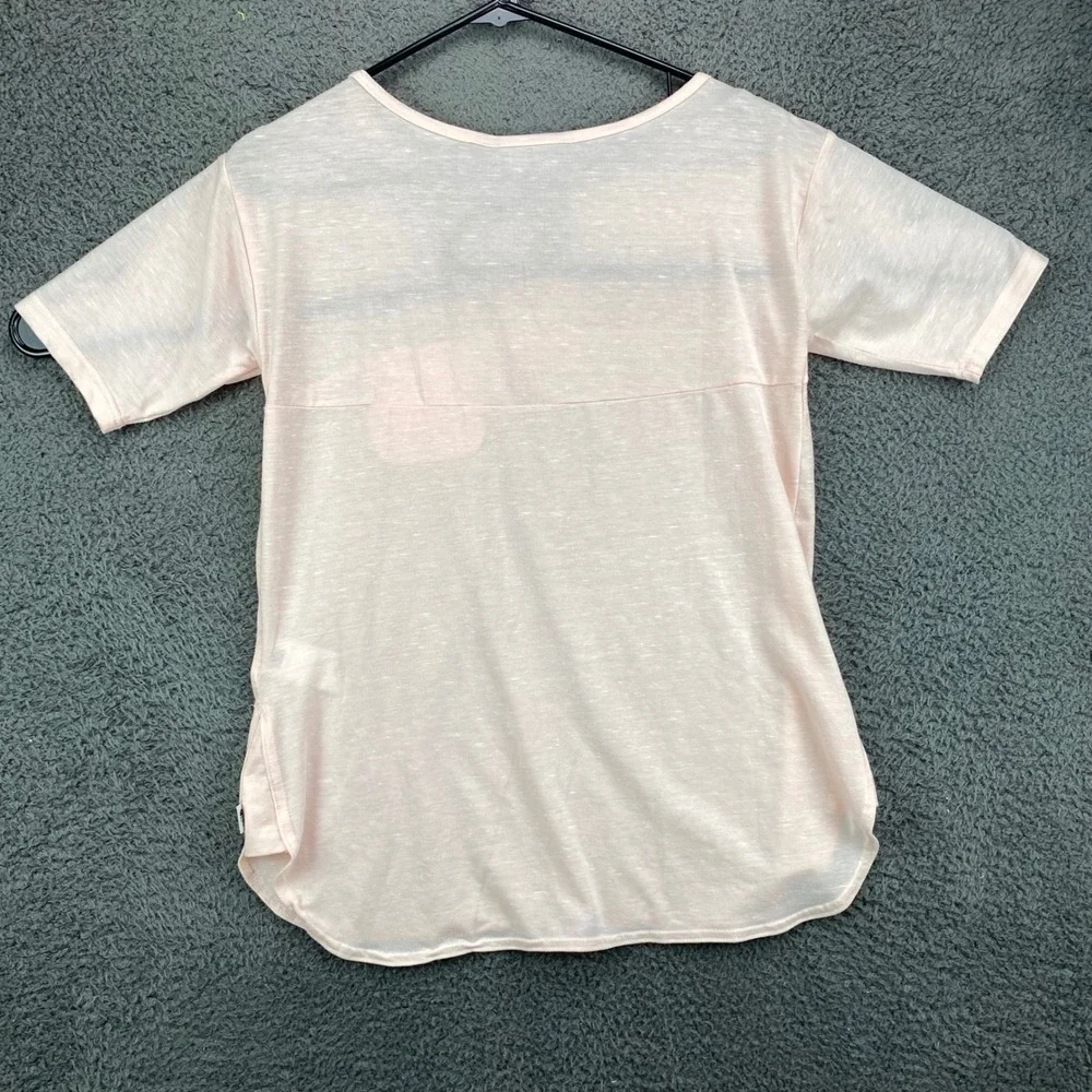 The North Face Womens Shirt XS Pink Short Sleeve Pocket Standard Fit Tee NWT - Picture 7 of 8